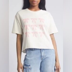 NWT- Vinyl Icons Pink Ribbon Cropped Graphic T-shirt In Natural